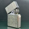 BẬT LỬA ZIPPO REPLICA 1935 MẠ BẠC HOA VĂN HAI MẶT NĂM 2018 Z287