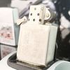 Bật Lửa Zippo Cổ Đồng Khối Mạ Chrome Phay Xước Khắc Ăn Mòn Phủ Sơn Năm 1966 Đời 8 Vạch Thẳng ZC119