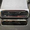 Bật Lửa Zippo Cổ Đồng Khối Mạ Chrome Phay Xước Khắc Ăn Mòn Phủ Sơn Năm 1975 Đời 7 Vạch Sắc ZC132