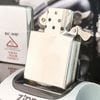 Bật Lửa Zippo Cổ Đồng Khối Mạ Chrome Phay Xước Khắc Ăn Mòn Phủ Sơn Năm 1975 Đời 7 Vạch Sắc ZC132