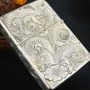 Bật Lửa Zippo Bạc Đúc Nguyên Khối Sterling Chạm Khắc Thủ Công Hoa Văn 5 Mặt Năm 2005 ZBU103