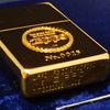 Bật Lửa Zippo Gold Plated Mạ Vàng, Emblem Vàng Khối 18K Bản Giới Hạn Cực Hiếm ZQH71