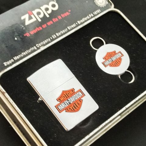 Set Bật Lửa Zippo Herlay Davision Đời XIII La Mã Năm 1997 ZS44