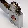 Bật Lửa Zippo Canada Khắc Ăn Mòn Phủ Sơn Lá Phong Canada Hiếm Gặp Đời Mộc Đáy 3 Hàng Chữ Giai Đoạn Từ Năm 1976 - 1983 ZQH87