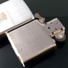 Bật Lửa Zippo Cổ Đồng Khối Mạ Chrome Phay Xước Khắc Ắn Mòn Phủ Sơn Đời 3 Vạch Thẳng Năm 1971 ZC146