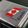 Bật Lửa Zippo Canada Khắc Ăn Mòn Phủ Sơn Quốc Kỳ Canada Hiếm Gặp Đời Mộc Đáy 3 Hàng Chữ Năm 1970 ZQH86