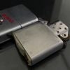 Bật Lửa Zippo Cổ Vỏ Đồng Mạ Chrome Phay Xước Ăn Mòn Phủ Sơn Design Bản Kỷ Niệm 25 Năm Thành Lập Hãng 25th Đời 8 Chấm Năm 1957 ZCU47