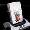 Bật Lửa Zippo Đồng Khối Mạ Chrome Bóng Chủ Đề Noel Chính Hãng Đời XI La Mã Năm 1995 ZL448