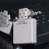 Bật Lửa Zippo Đồng Khối Mạ Chrome Streets Emblem Marlboro Chính Hãng Bản Xuất Châu Âu Hiếm Gặp Năm 2004 ZL465