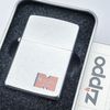 Bật Lửa Zippo Cổ Đồng Khối Mạ Chrome Phay Xước Emblem Phủ Sơn, Đời 8 Vạch Thẳng Năm 1966 ZC168