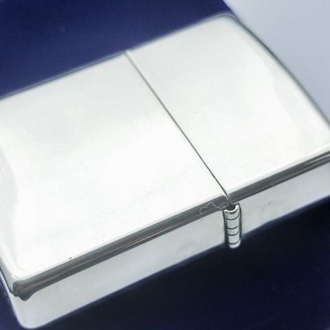 Bật Lửa Zippo Bạc Đúc Nguyên Khối Sterling , Giá Trị Sưu Tầm Cao, Sản Xuất Năm 1993 ZB67