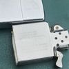 Bật Lửa Zippo Cổ Đồng Khối Mạ Chrome Phay Xước Khắc Ắn Mòn Nguyên Zin Chính Hãng, Đời 4 Vạch Sắc Năm 1978 ZC189