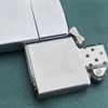Bật Lửa Zippo Cổ Đồng Khối Mạ Chrome Phay Xước Khắc Ắn Mòn Nguyên Zin Chính Hãng, Đời 4 Vạch Sắc Năm 1978 ZC189