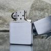 Bật Lửa Zippo Cổ Đồng Khối Mạ Chrome Phay Xước Khắc Ắn Mòn Phủ Sơn Chủ Đề Nguyên Zin Chính Hãng Cực Hiếm, Đời 8 Vạch Huyền Năm 1982 ZC206