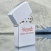 Bật Lửa Zippo Cổ Full Thép, Vỏ Thép Khắc Ăn Mòn Phủ Sơn Nguyên Zin Chính Hãng, Đời Mộc Đáy 3 Hàng Chữ Năm 1953 ZC213