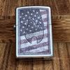 Zippo 48180 – Zippo Americana Flame Design Street Chrome Mã Sản Phẩm ZM103