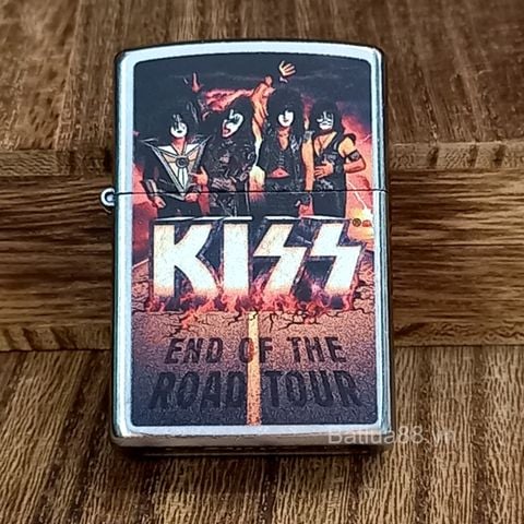 Zippo 48178 – Zippo KISS Design End of the Road Tour Street Chrome™ Mã Sản Phẩm ZM111