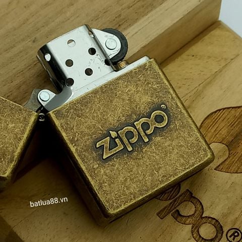 Bật Lửa Zippo 28994 – Zippo Stamp Antique Brass Z279