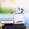 BẬT LỬA ZIPPO CHROME BÓNG TẦU CHIẾN NĂM 2010 Z40