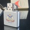 Bật Lửa Zippo Cổ Đồng Khối Mạ Chrome Phay Xước Khắc Ăn Mòn Phủ Sơn 2 Mặt Hiếm Gặp Năm 1976 Đời 6 Vạch Sắc ZC238