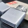 Bật Lửa Zippo Cổ Đồng Khối Mạ Chrome Phay Xước Khắc Ăn Mòn Phủ Sơn Năm 1978 Đời 4 Vạch Sắc ZC261