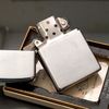 Bật Lửa Zippo Cổ Đồng Khối Mạ Chrome Phay Xước Trơn Hai Mặt Năm 1970 Đời 4 Vạch Thẳng ZC262
