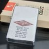 Bật Lửa Zippo Cổ Đồng Khối Mạ Chrome Phay Xước Khắc Ăn Mòn Phủ Sơn Năm 1980 Đời 2 Vạch Sắc ZC272