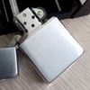 BẬT LỬA ZIPPO CHROME PHAY XƯỚC TRƠN ĐỜI VIII NĂM 1992 ZL200