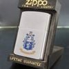 Bật Lửa Zippo Cổ Đồng Khối Mạ Chrome Phay Xước Khắc Ăn Mòn Phủ Sơn Chủ Đề Hiếm Gặp Năm 1985 Đời 5 Vạch Huyền ZC282