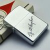 Bật Lửa Zippo Cổ Đồng Khối Mạ Chrome Phay Xước Khắc Ăn Mòn Phủ Sơn Chữ Ký Hiếm Gặp Năm 1968 Đời 6 Vạch Thẳng ZC298