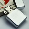 Bật Lửa Zippo Cổ Đồng Khối Mạ Chrome Phay Xước Khắc Ăn Mòn Phủ Sơn Chữ Ký Hiếm Gặp Năm 1968 Đời 6 Vạch Thẳng ZC298