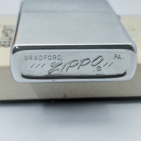 Bật Lửa Zippo Cổ Đồng Khối Mạ Chrome Phay Xước Chủ Đề Ăn Mòn Phủ Sơn Hiếm Gặp Năm 1977 Đời 5 Vạch Sắc ZC336