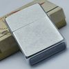 Bật Lửa Zippo Cổ Đồng Khối Mạ Chrome Phay Xước Chủ Đề Quân Sự Hoa Kỳ Emblem Bọc Vàng Hiếm Gặp Năm 1973 Đời 1 Vạch Thẳng ZC347