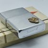 Bật Lửa Zippo Cổ Đồng Khối Mạ Chrome Phay Xước Chủ Đề Quân Sự Hoa Kỳ Emblem Bọc Vàng Hiếm Gặp Năm 1973 Đời 1 Vạch Thẳng ZC347