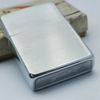 Bật Lửa Zippo Cổ Đồng Khối Mạ Chrome Phay Xước Chủ Cũ Khắc Tay Kỷ Niệm Năm 1969 Đời 5 Vạch Thẳng ZC349