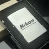 Bật Lửa Zippo Cổ Đồng Khối Mạ Chrome Phay Xước Khắc Ắn Mòn Phủ Sơn Chủ Đề Nikon Hiếm Gặp, Đời 4 Vạch Sắc Năm 1978 ZC355