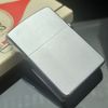 Bật Lửa Zippo Cổ Đồng Khối Mạ Chrome Phay Xước Chủ Đề Ăn Mòn Phủ Sơn Hiếm Gặp Năm 1970 Đời 4 Vạch Thẳng ZC370