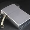 Zippo Vân Sọc Dưa Thiết Kế Móc Treo Độc Lạ Hiếm Gặp Giá Thanh Lý Đã Qua Sử Dụng Năm 1983 C49