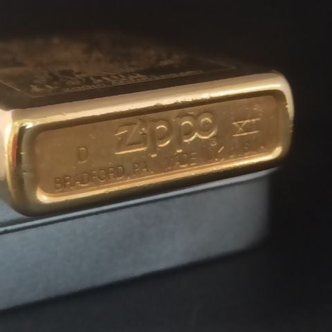 Zippo Giá Thanh Lý Đã Qua Sử Dụng Đời XII La Mã SX Năm 1996 C39