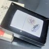 Bật Lửa Zippo Cổ Đồng Khối Mạ Chrome Bóng Chủ Đề Tầu Chiến Ăn Mòn Phủ Sơn Hiếm Gặp Năm 1982 Đời 8 Vạch Huyền ZC389
