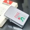 Bật Lửa Zippo Cổ Đồng Khối Mạ Chrome Phay Xước Chủ Đề Ăn Mòn Phủ Sơn Hiếm Gặp Năm 1983 Đời 7 Vạch Huyền ZC396