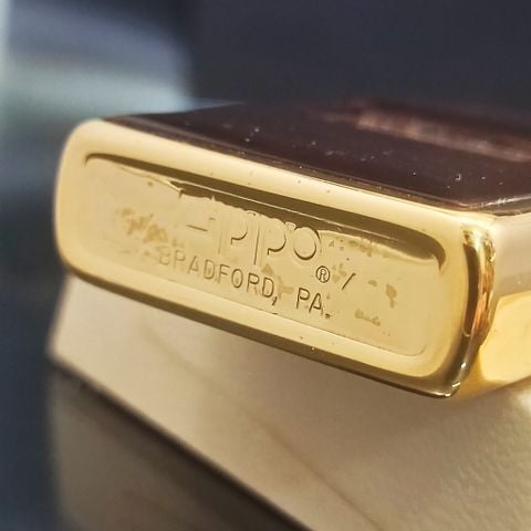 Bật Lửa Zippo Mạ Vàng Gold Plated Ốp Hổ Phách Hiếm Gặp Đời 1 Vạch Sắc Năm 1980 ZQH168