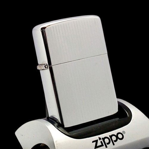 Bật Lửa Zippo Cổ Đồng Khối Mạ Chrome Trơn Bóng Vân Sọc Dưa Hiếm Gặp Năm 1979 Đời 3 Vạch Sắc ZC411