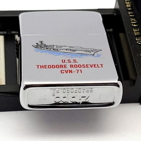 Bật Lửa Zippo Đồng Khối Mạ Chrome Trơn Bóng Ăn Mòn Phủ Sơn Chủ Đề Tầu Chiến Hai Mặt Hiếm Gặp Năm 1988 Đời IV La Mã ZL663