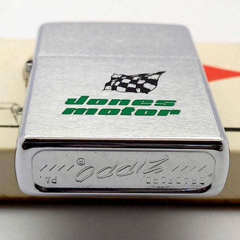 Bật Lửa Zippo Cổ Đồng Khối Mạ Chrome Phay Xước Chủ Đề Ăn Mòn Phủ Sơn Hiếm Gặp Năm 1974 Đời 8 Vạch Sắc ZC405