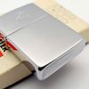 Bật Lửa Zippo Cổ Đồng Khối Mạ Chrome Phay Xước Khắc Ăn Mòn Năm 1981 Đời 1 Vạch Sắc ZC412