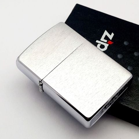Bật Lửa Zippo Đồng Khối Mạ Chrome Phay Xước đã qua sử dụng đời XI La Mã sản xuất năm 1995 C52