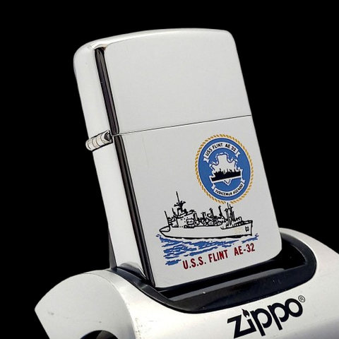 Bật Lửa Zippo Đồng Khối Mạ Chrome Chủ Đề Tàu Chiến Hiếm Gặp Năm 1990 Đời VI La Mã ZL708