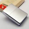 Bật Lửa Zippo Cổ Đồng Khối Mạ Chrome Phay Xước Chủ Đề Quân Sự Hoa Kỳ Ăn Mòn Phủ Sơn Hiếm Gặp Năm 1981 Đời 1 Vạch Sắc ZC448