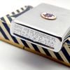 Bật Lửa Zippo Cổ Mạ Chrome Phay Xước Emblem Phủ Men Hiếm Gặp Năm 1953 Đời 3 Hàng Chữ Vỏ Thép ZC468